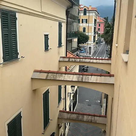 Casa Del Caruggio Loano